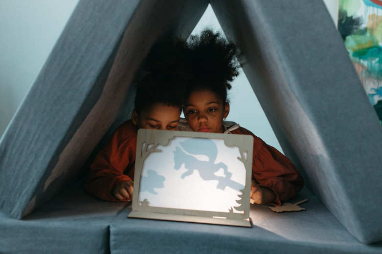 Socio-emocionalno učenje: Zašto je važno za decu?